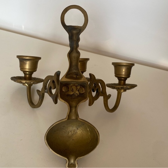Vintage Brass 3 Candle Wall Sconce - Picture 6 of 11